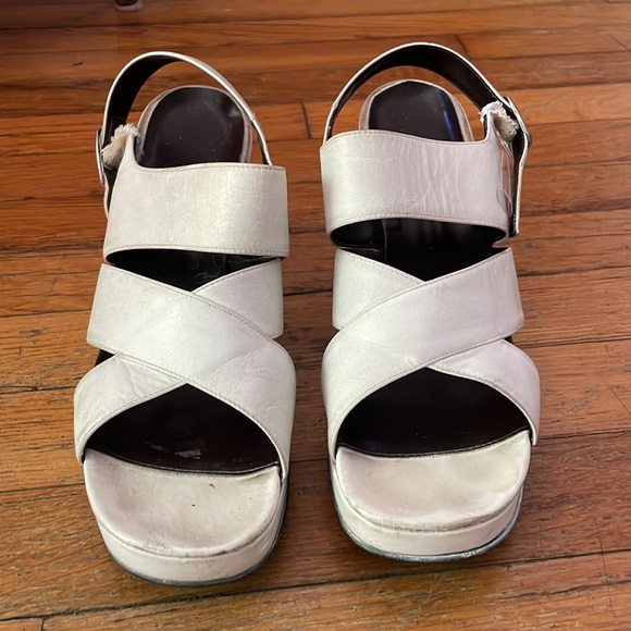 White Heels - Picture 3 of 3